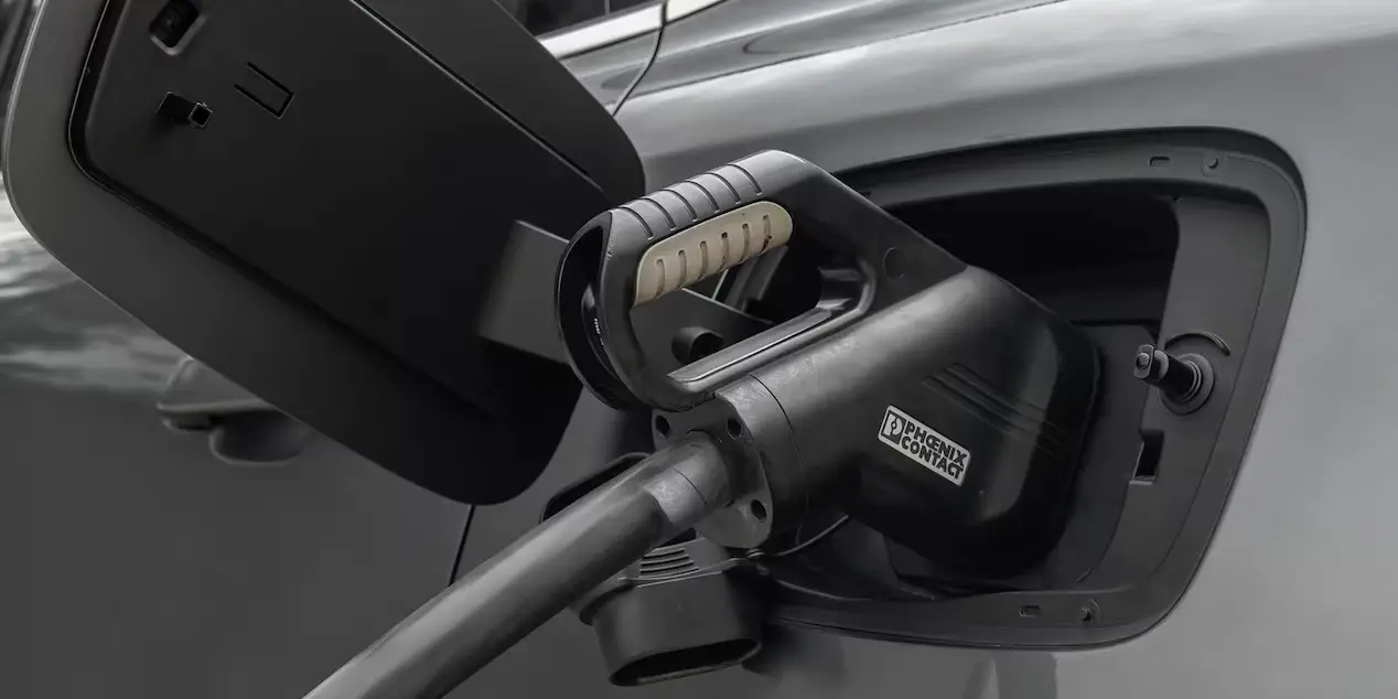 La Captiva EV viene con el cargador que necesitas - Concesionario Chevrolet en Colombia | Vehículos Nuevos y Usados | Continautos