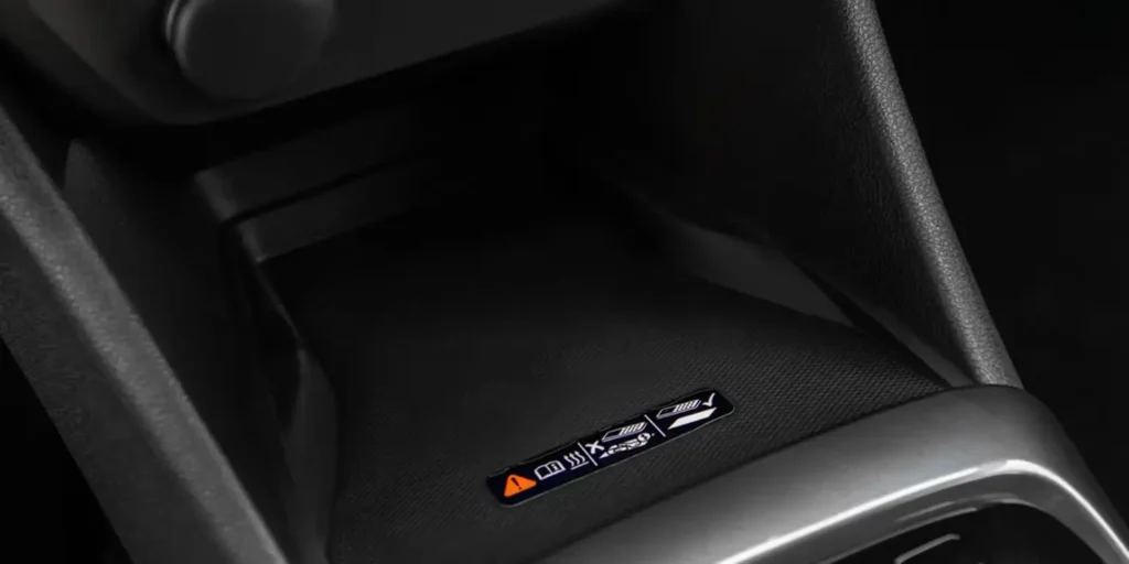 interior-chevrolet-spin-02