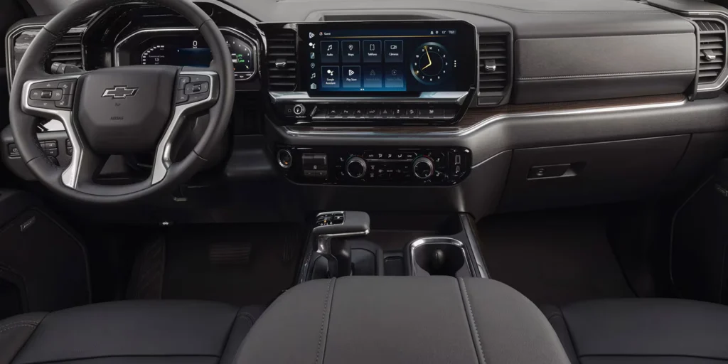 interior-silverado-01