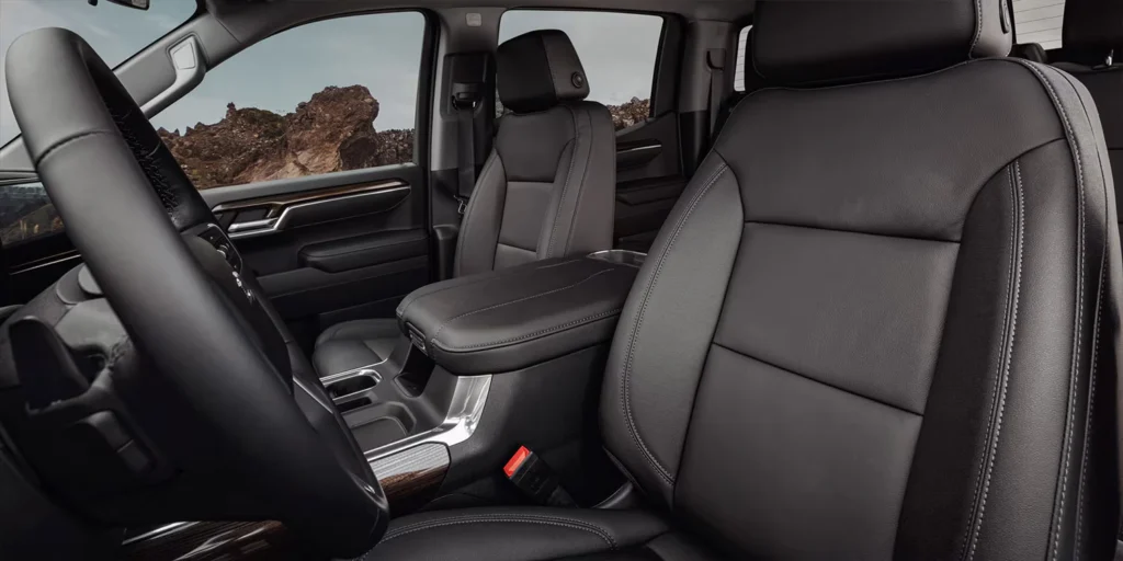 interior-silverado-02