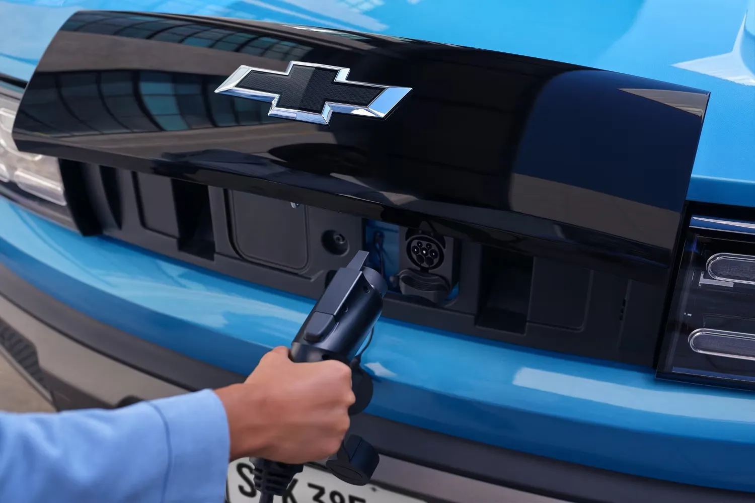 Tu Spark EUV viene con el cargador que necesitas​ - Concesionario Chevrolet en Colombia | Vehículos Nuevos y Usados | Continautos