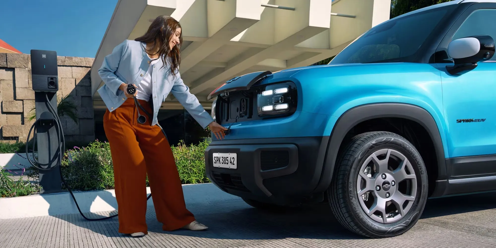 Tan fácil como recargar un celular - Concesionario Chevrolet en Colombia | Vehículos Nuevos y Usados | Continautos
